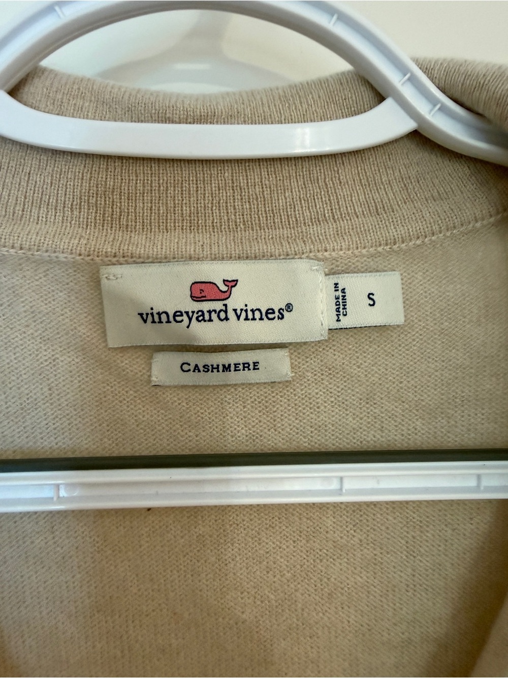 Vineyard Vines 100% Cashmere Collared Sweater Beige Tan 25472 - Picture 6 of 9